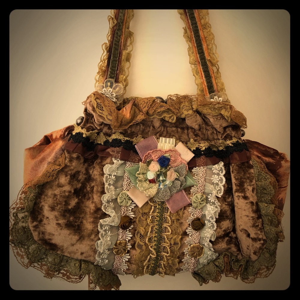 Buckle Hand bag